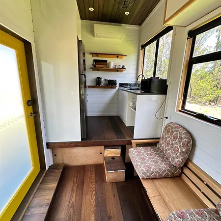 Ocean Breeze Tiny House - Ocean And Lake View Mallacoota Exterior photo