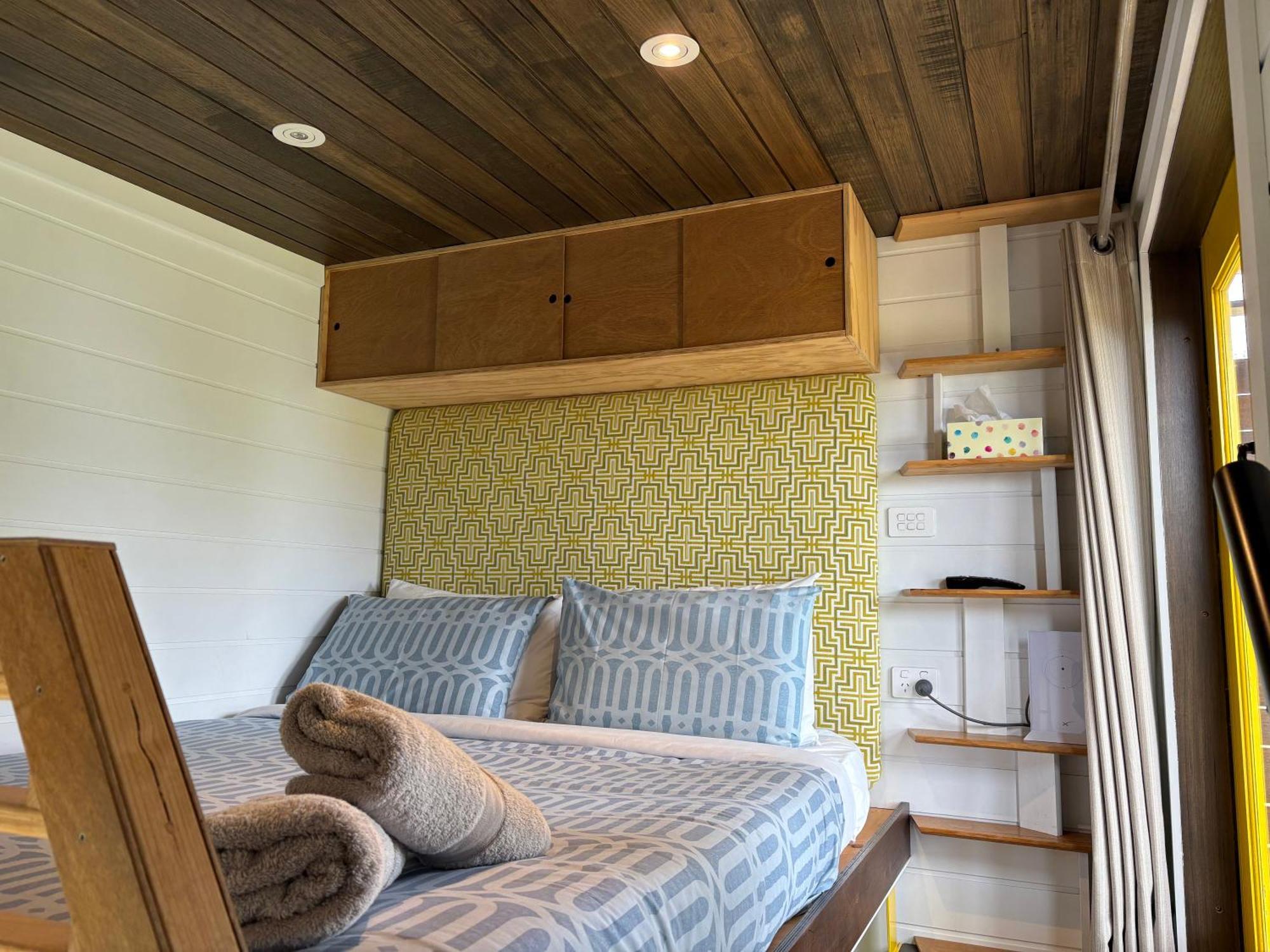 Ocean Breeze Tiny House - Ocean And View * Mallacoota